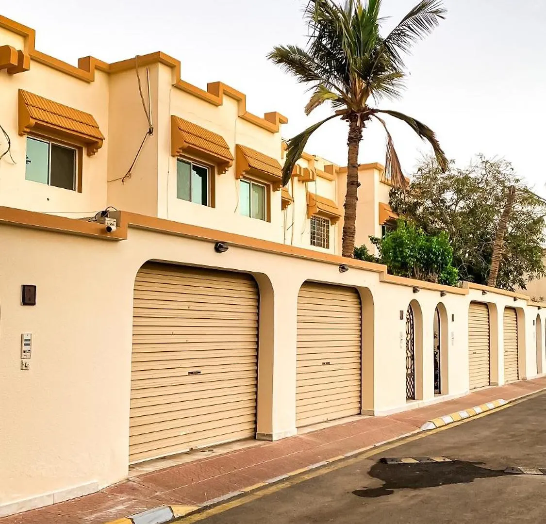 Chic 3-Br Tala Almajd Villas In Upscale District Alnahdah Family Only Djedda Saoedi-Arabië