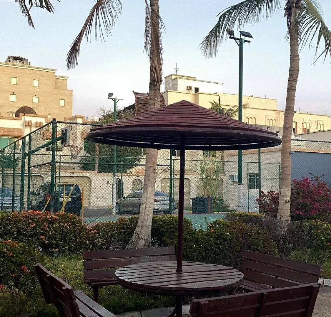 Chic 3-Br Tala Almajd Villas In Upscale District Alnahdah Family Only Djedda