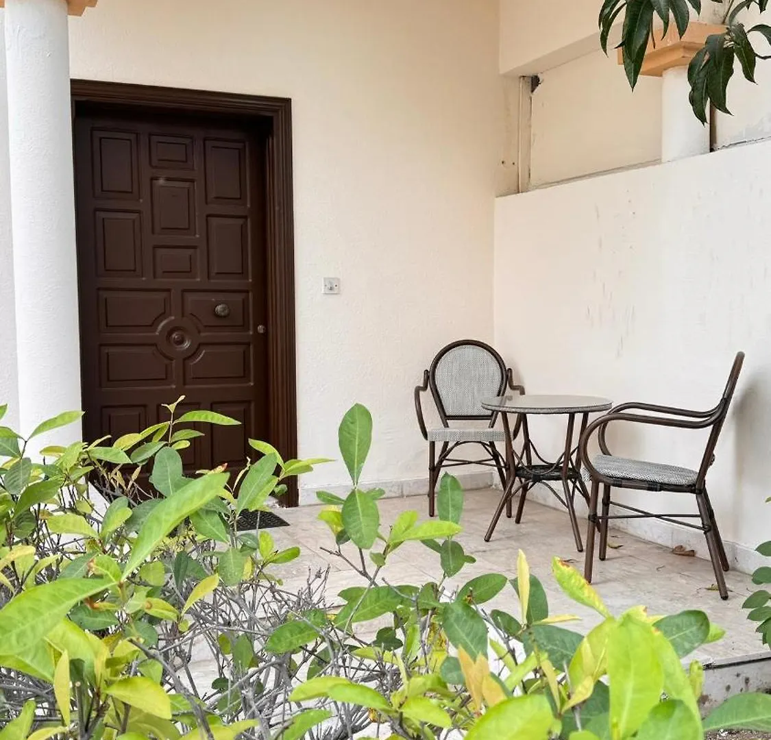 Chic 3-Br Tala Almajd Villas In Upscale District Alnahdah Family Only Djedda