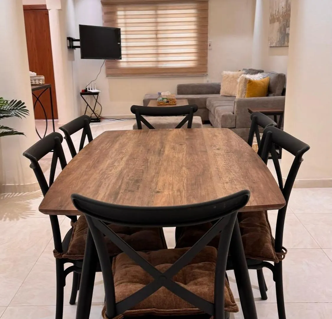 Chic 3-Br Tala Almajd Villas In Upscale District Alnahdah Family Only Djedda Saoedi-Arabië